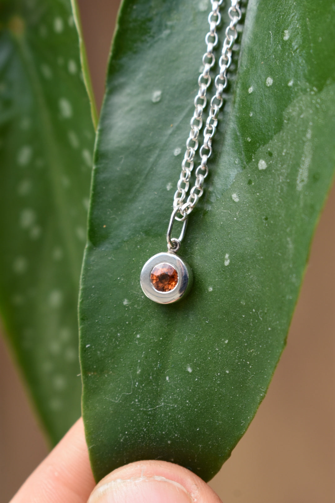 Pendentif Saphir Orange 4mm