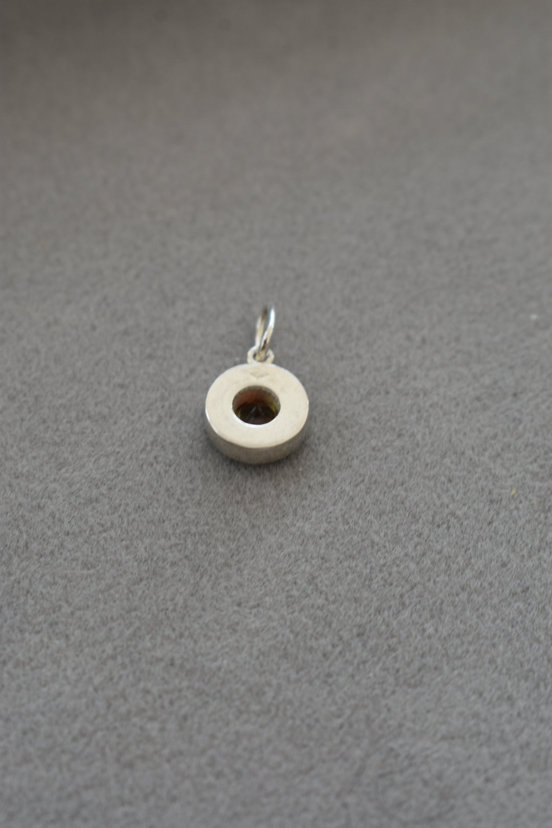 Pendentif Andalousite 4mm