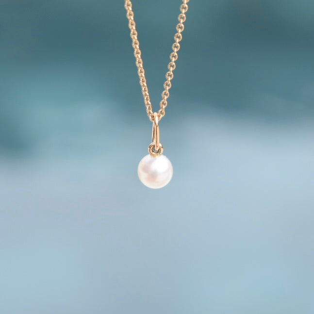 Pendentif Perle d'Akoya 4,5mm et Or jaune 18K