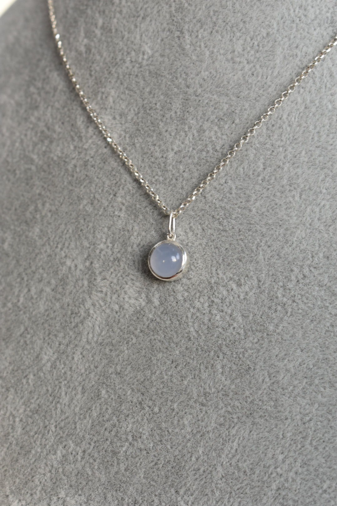 Pendentif Calcédoine 8mm